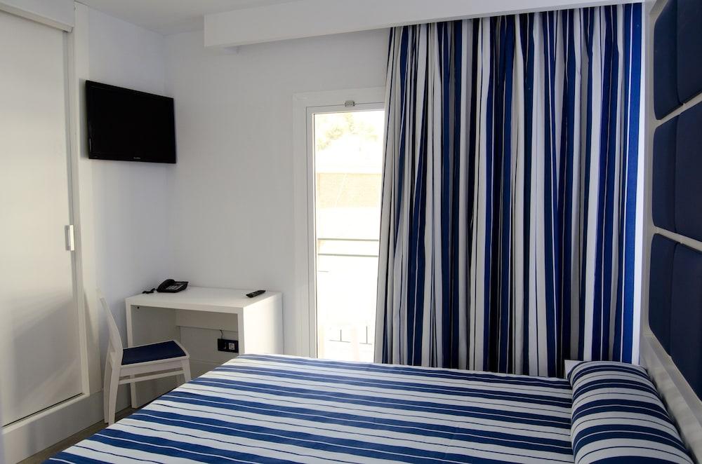 Alegria Sun Village Hotel 4*